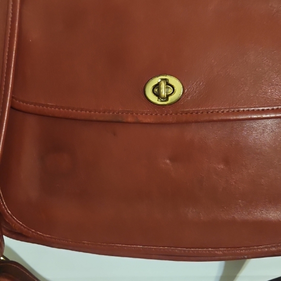 Vintage COACH Red Taft Leather Crossbody Bag #9980 – Classic & Rare - Picture 8 of 16